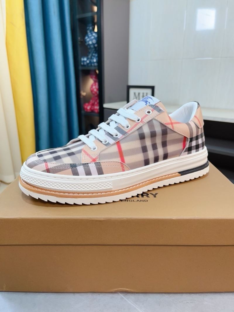 Burberry Low Shoes